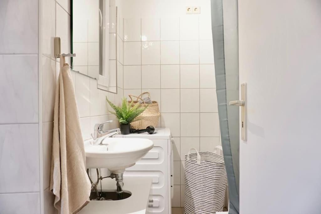 Gemutliches Kleines Studio-Apartment In Top Lage Nahe Karlsruhe Innenstadt Mit Klimaanlage Exterior foto